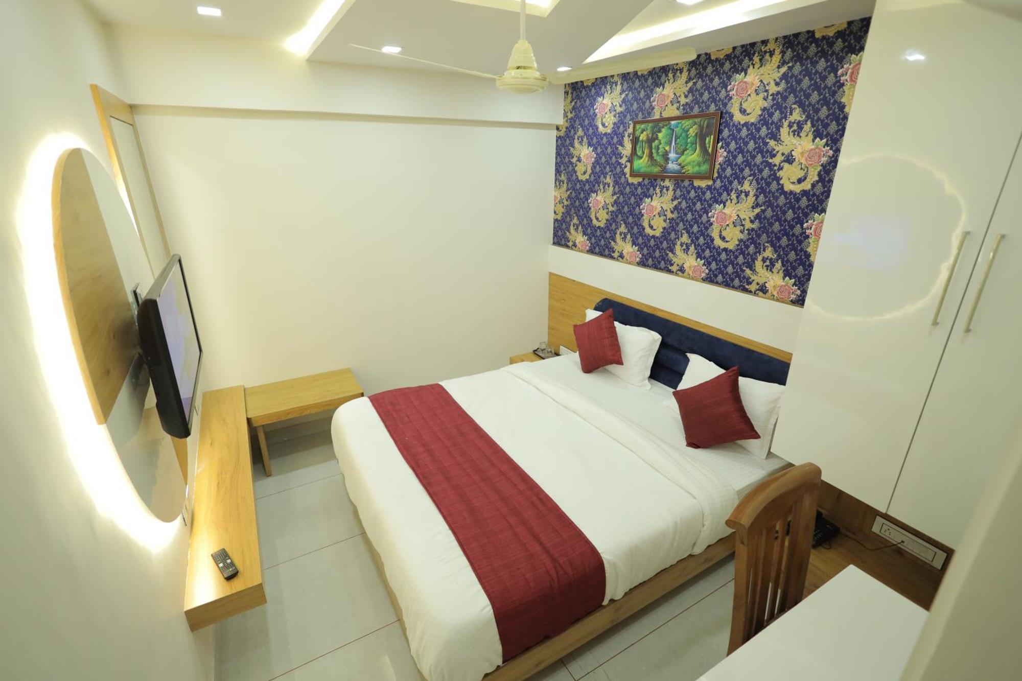 Hotel Rk Fortune Ahmedabad Exterior photo